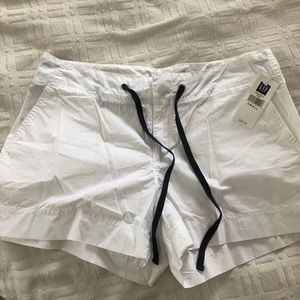 Gap shorts